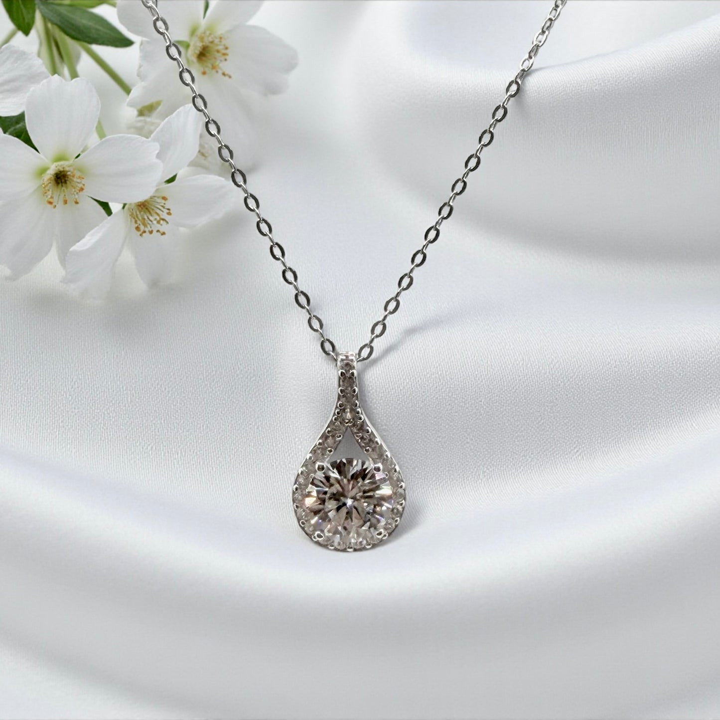 The Elysian Radiance 5.24 Carat Pendant